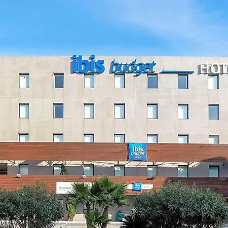 Ibis Budget Centre 2*