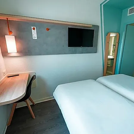 Ibis Budget Centre 2*