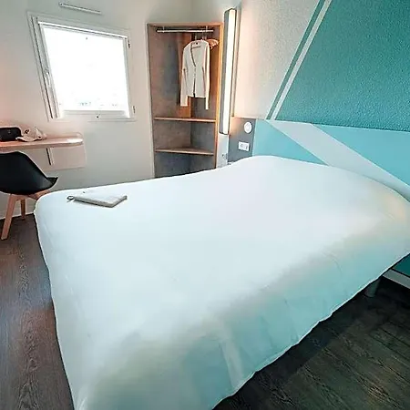 Ibis Budget Centre 2*