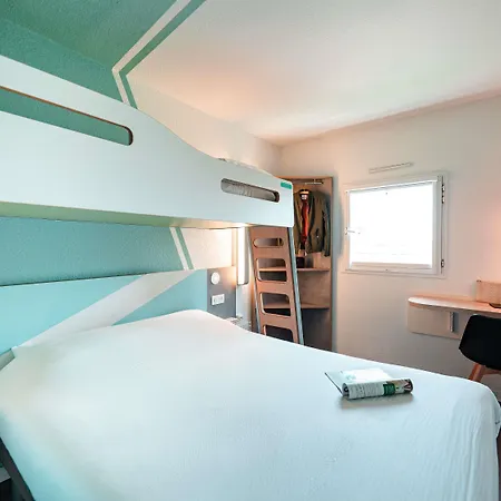 Ibis Budget Centre 2*