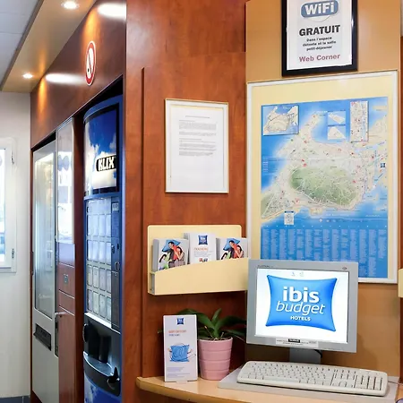 Hotel Ibis Budget Centre 2*