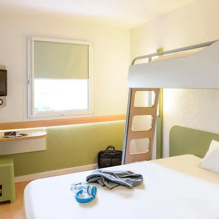 Ibis Budget Centre מלון Sète