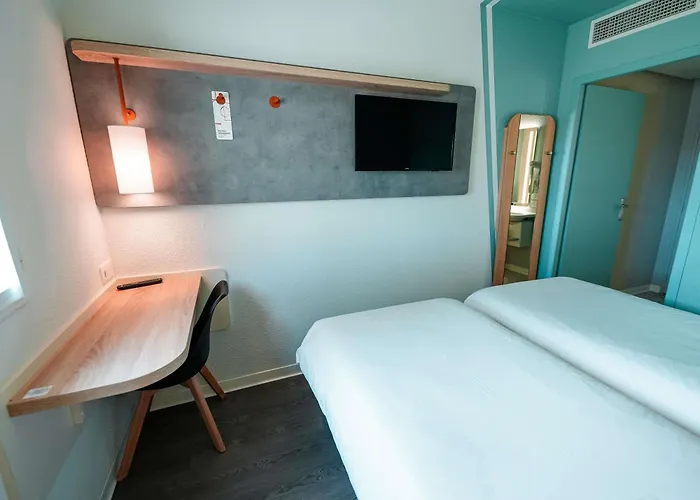 Ibis Budget Centre 2*