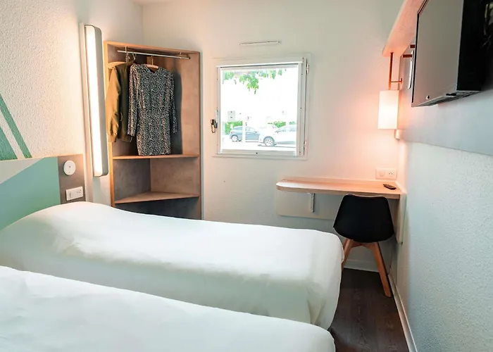 Ibis Budget Centre Hotel 2*