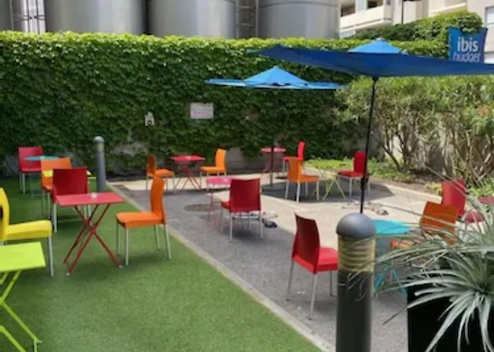 Hotel Ibis Budget Centre 2*