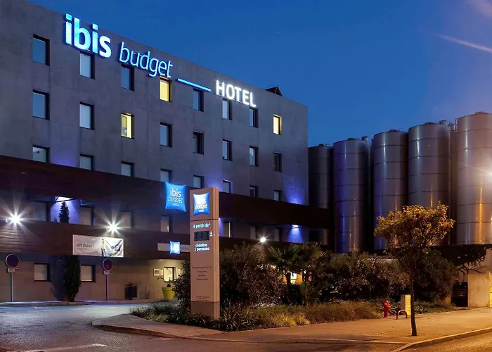 Ibis Budget Centre Hotel 2*