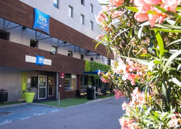 Ibis Budget Centre Hotel 2*